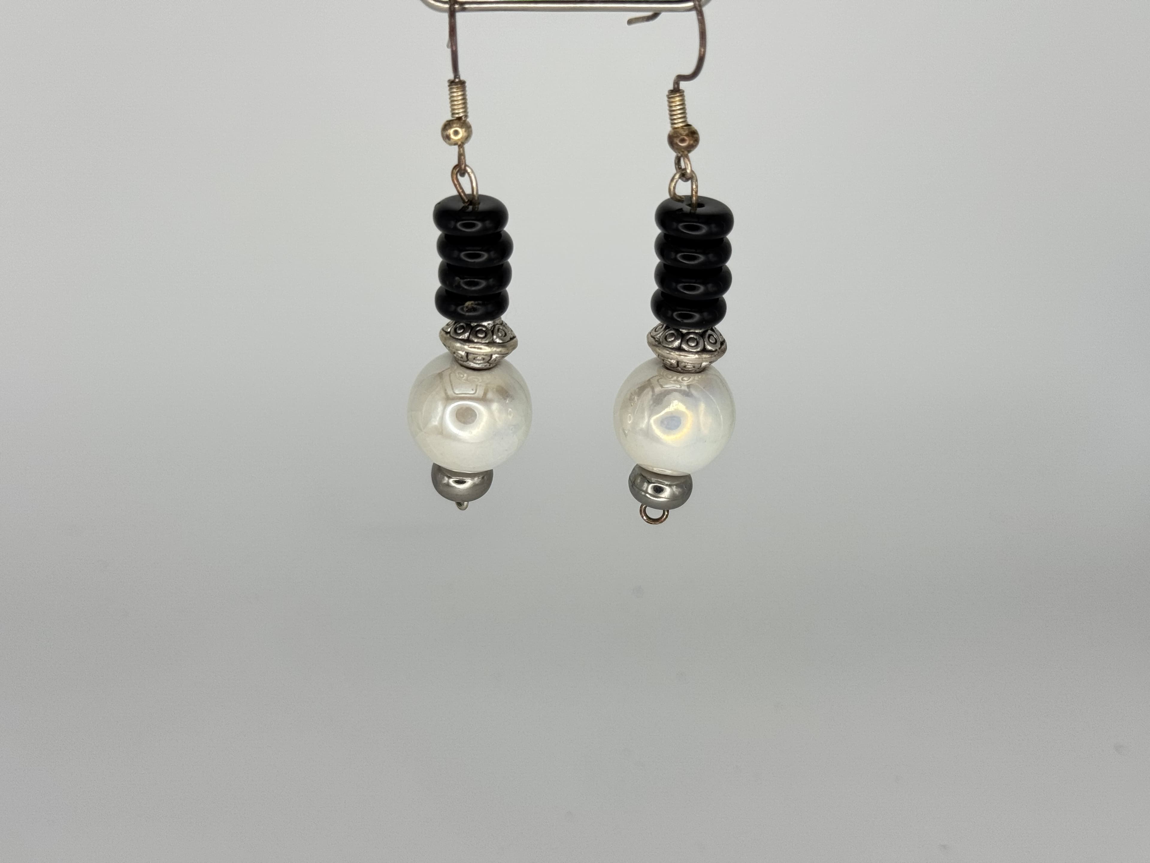 Midnight Pearl Earrings